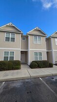 4643 Andros Ln in Wilmington, NC - Building Photo