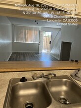 43711 Challenger Way in Lancaster, CA - Building Photo - Building Photo