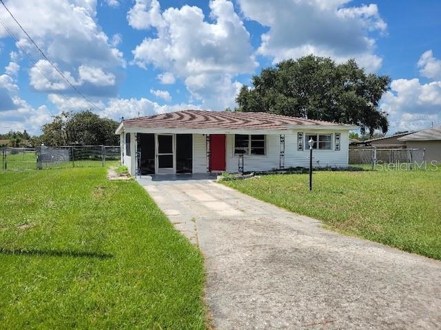 151 Tyler St in Lake Wales, FL - Building Photo