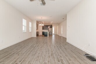 11948 Satire St in Orlando, FL - Building Photo - Building Photo
