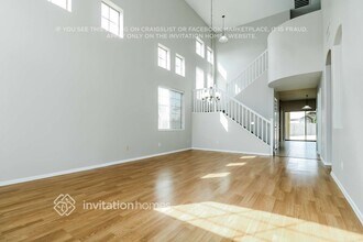 8806 W Gardenia Ave in Glendale, AZ - Building Photo - Building Photo