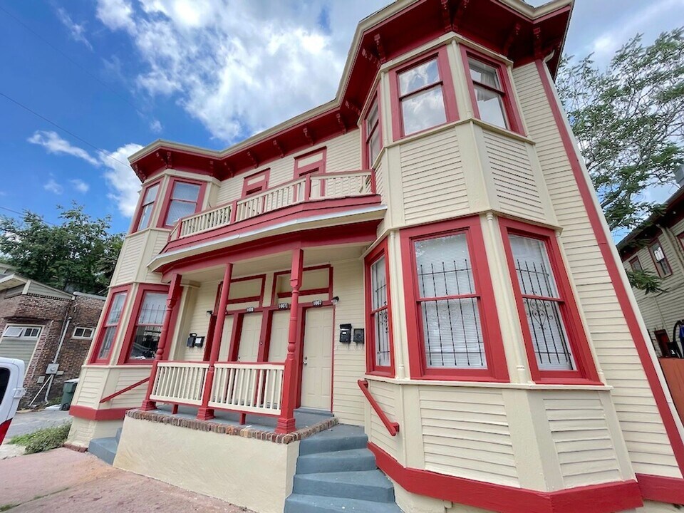 1007 Jefferson St in Savannah, GA - Building Photo