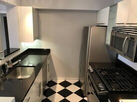 6 Canal Park in Cambridge, MA - Building Photo