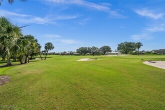 13180 Hamilton Harbour Dr in Naples, FL - Building Photo - Building Photo