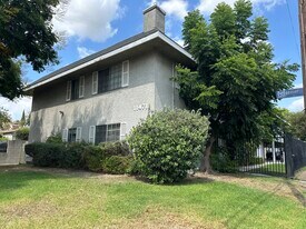 11471 Bessemer St, Unit 3 in Los Angeles, CA - Building Photo