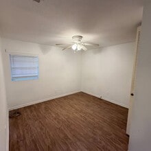 538 Royce St, Unit 7A in Pensacola, FL - Foto de edificio - Building Photo
