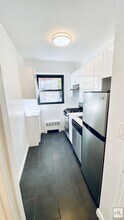 EAST 35 STREET in New York, NY - Building Photo - Building Photo