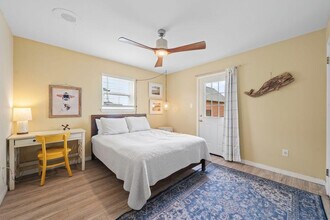 1476 W Lagoon Ave in Gulf Shores, AL - Building Photo - Building Photo