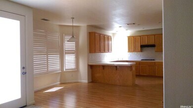773 Tamarack Way in Los Banos, CA - Building Photo - Building Photo