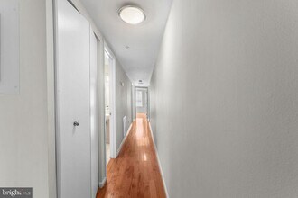 1402 E Baltimore St in Baltimore, MD - Building Photo - Building Photo