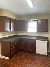 817 Gary Ave SE in Girard, OH - Building Photo - Building Photo