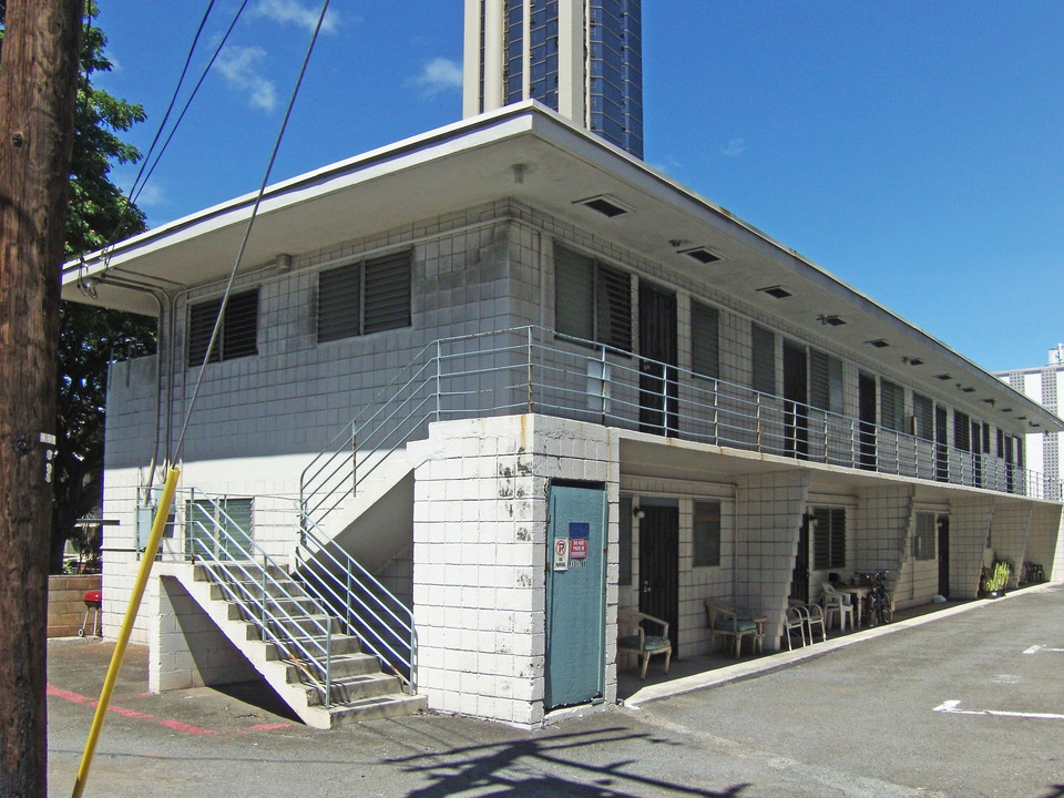 1515 S King St in Honolulu, HI - Foto de edificio