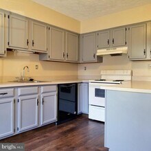 1506 Virginia Ct in Evesham, NJ - Building Photo - Building Photo