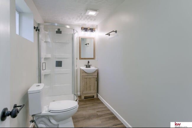 property at 3304 Redick Ave