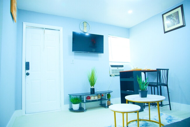 6036 Polk St, Unit 2