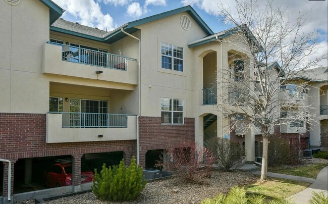 530 Mohawk Dr in Boulder, CO - Foto de edificio - Building Photo