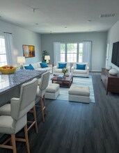 26 Noe St-Unit -2 in Carteret, NJ - Building Photo - Building Photo