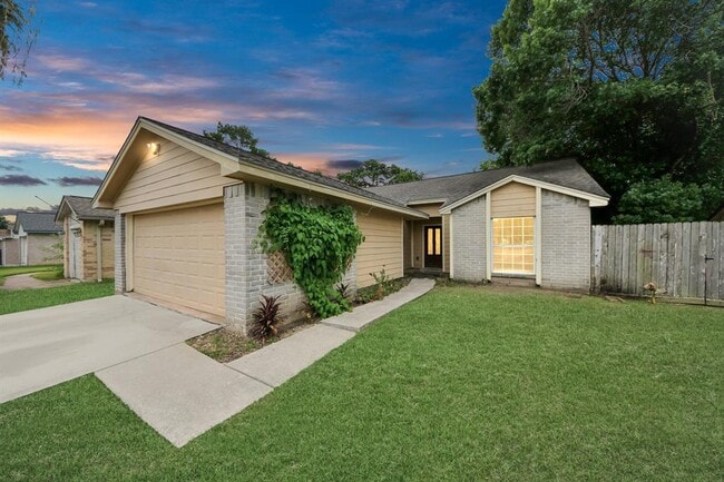 property at 10315 Appleridge Dr