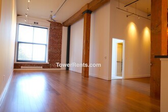 310 Townsend St in San Francisco, CA - Building Photo - Building Photo