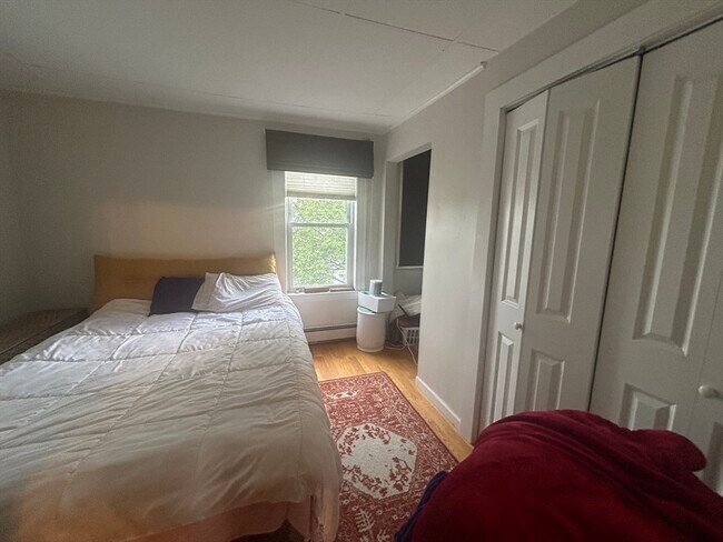 property at 12 Pearl St Pl