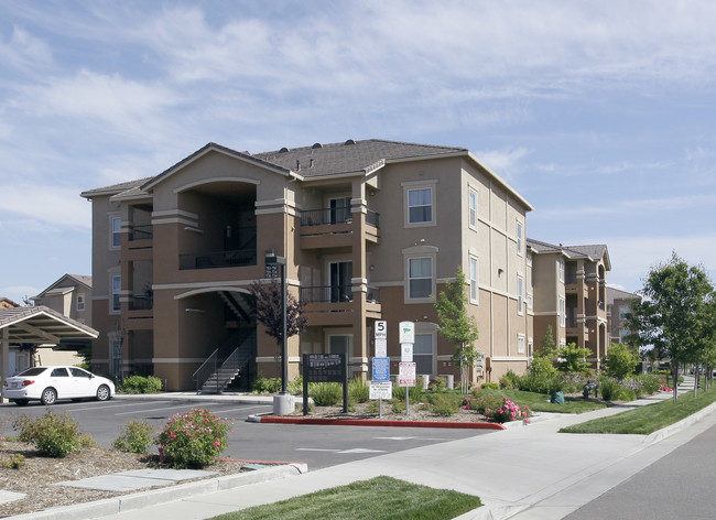 Westview Ranch in Sacramento, CA - Foto de edificio - Building Photo