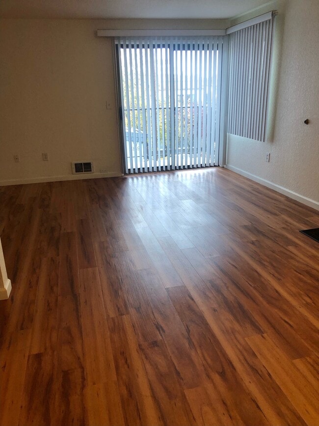 The Franciscan in Seattle, WA - Foto de edificio - Building Photo