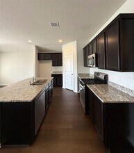 11335 Dawn Beach Ln in Conroe, TX - Building Photo - Building Photo