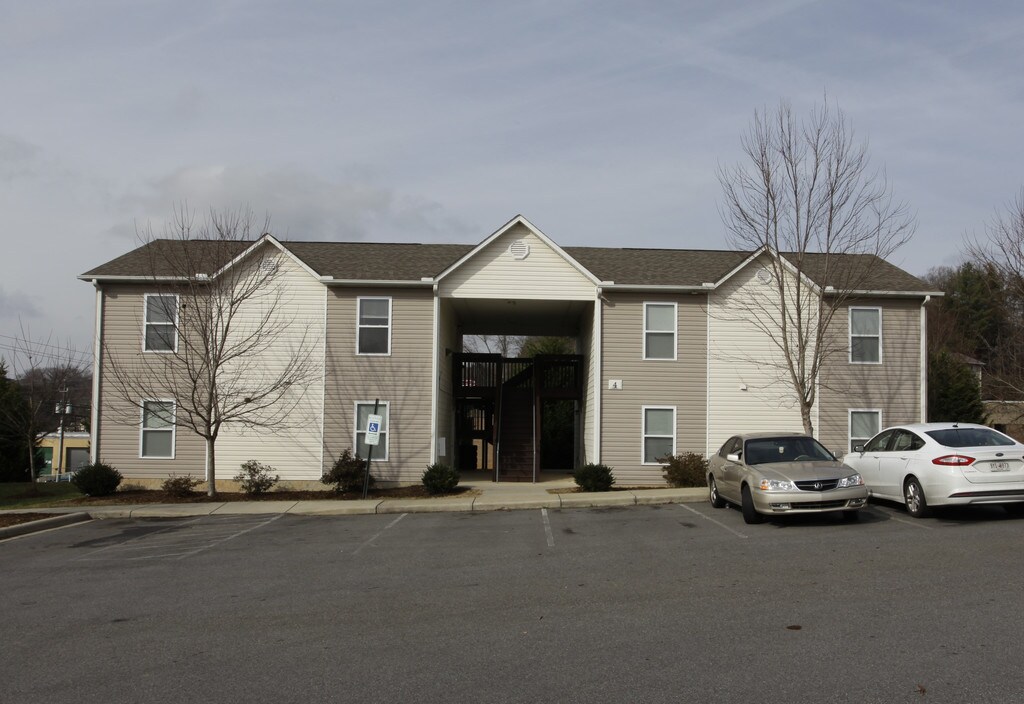 Weaverville Commons Apartments Weaverville, NC Apartments For Rent