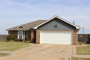 505 SW 149th Pl in Oklahoma City, OK - Building Photo