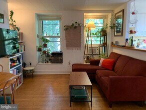 4720 Windsor Ave in Philadelphia, PA - Building Photo - Building Photo