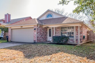 6804 Haltom Rd in Fort Worth, TX - Building Photo - Building Photo