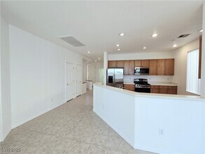 4814 Regalo Bello St in Las Vegas, NV - Building Photo - Building Photo