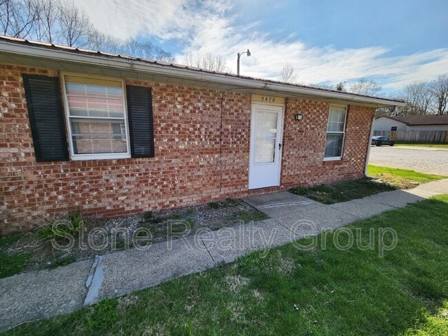 property at 2470 E Clayton Dr