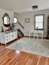 9 Bayview Ct in East Setauket, NY - Building Photo - Building Photo