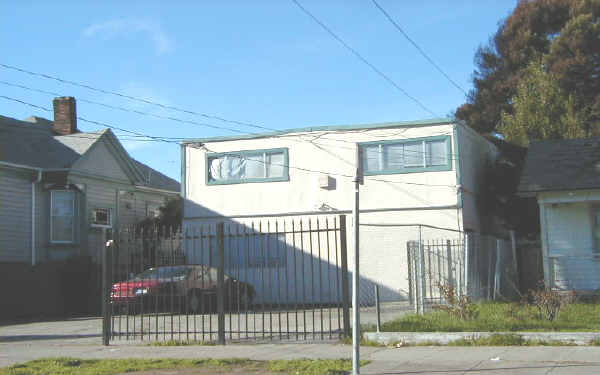 1621 83rd Ave in Oakland, CA - Building Photo - Building Photo