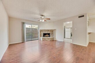 333 Melrose Dr in Richardson, TX - Building Photo - Building Photo