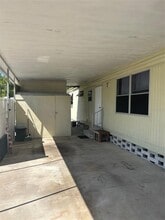 2574 Arbelia St in Clearwater, FL - Building Photo - Building Photo