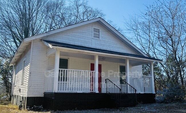 910 Walnut St in Shelby, NC - Building Photo - Building Photo