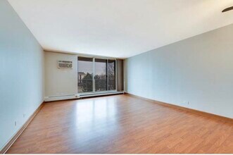 2200 S Stewart Ave in Lombard, IL - Building Photo - Building Photo