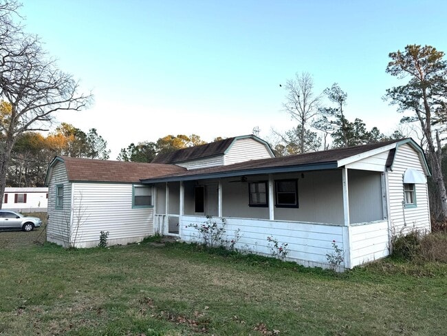 property at 16066 N Loop Dr