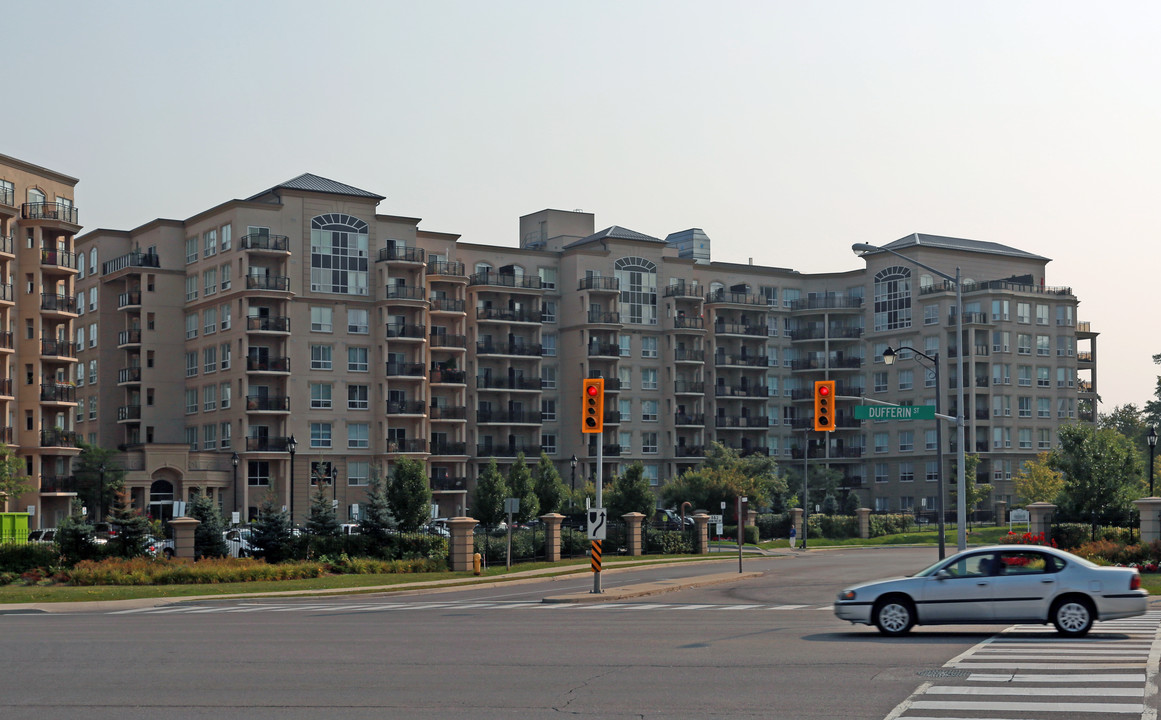 Four Elms Retirement Residence in Vaughan, ON - Building Photo