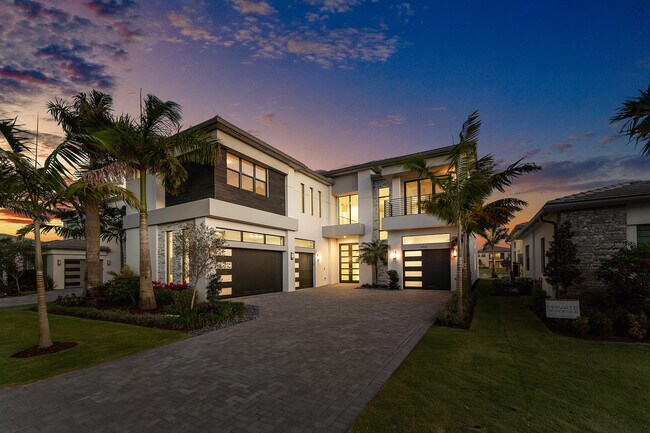 9516 Riverside Pk Dr in Boca Raton, FL - Building Photo - Building Photo