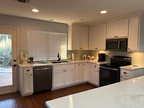 202 Lighthouse Dr in Horseshoe Bay, TX - Building Photo - Building Photo