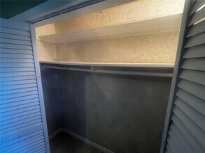 11108 Peachtree Dr in Miami, FL - Building Photo - Building Photo