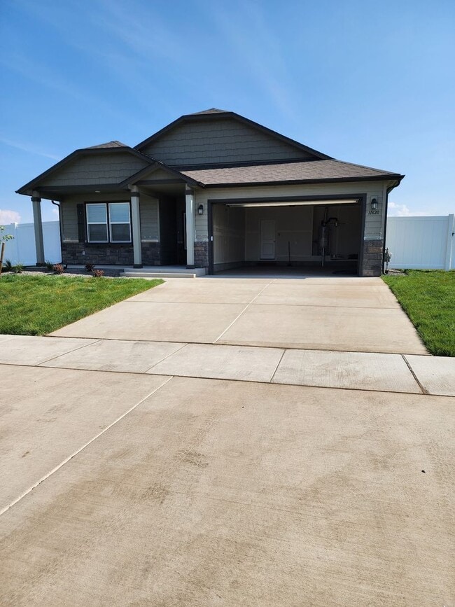 property at 11620 N Simmons Ln
