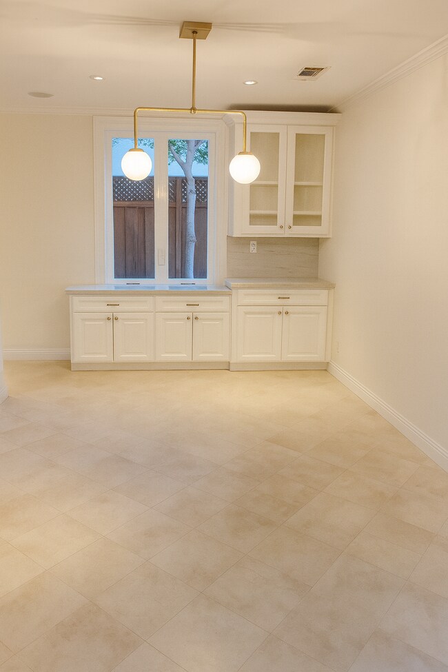 707 Matadero Ave in Palo Alto, CA - Building Photo - Building Photo