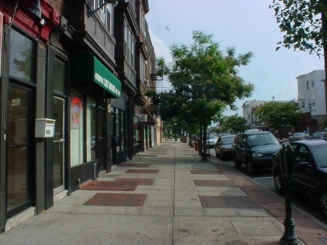 424 Kearny Ave in Kearny, NJ - Building Photo - Building Photo