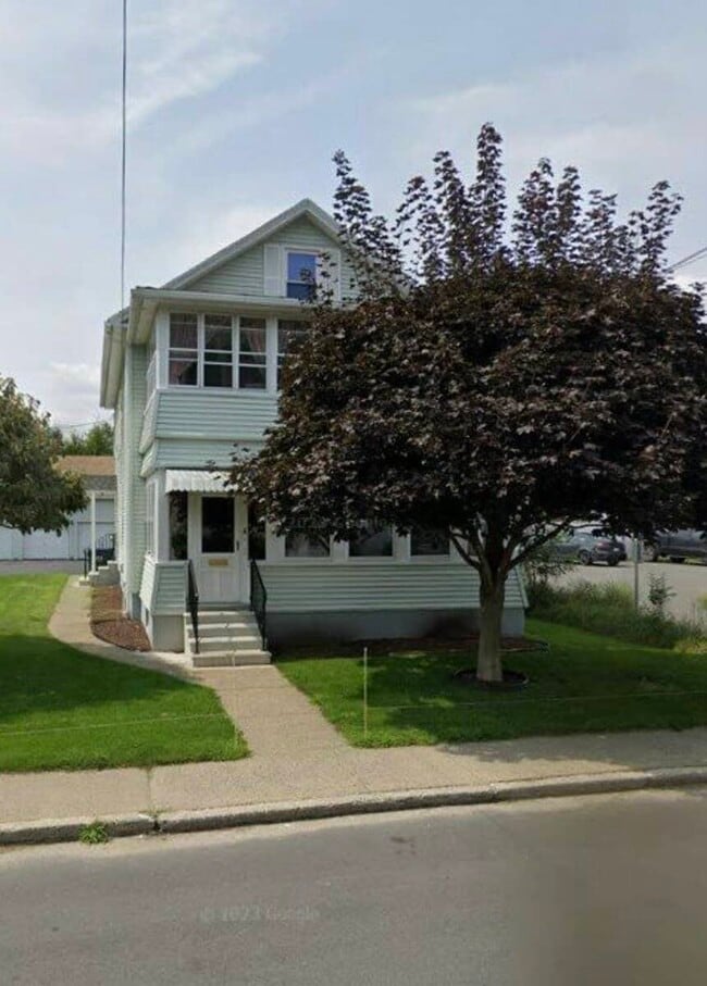 4 Prospect St, Unit 2