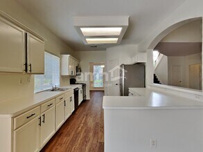 2036 Pembroke Bay Dr in League City, TX - Foto de edificio - Building Photo