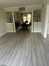 106 Beresford Dr in Egg Harbor Township, NJ - Building Photo - Building Photo